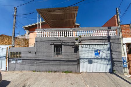 Casa para alugar com 130m², 3 quartos e 1 vagaFachada