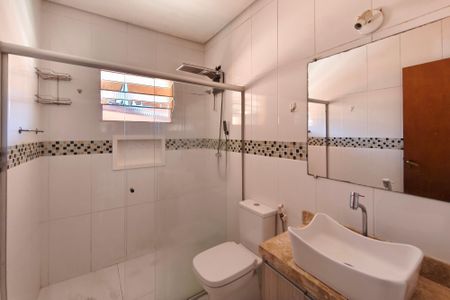 Casa para alugar com 130m², 3 quartos e 1 vagaBanheiro