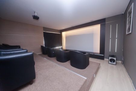 Apartamento à venda com 85m², 3 quartos e 2 vagasÁrea comum - cinema 