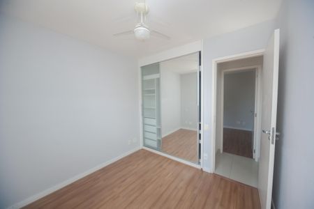 Apartamento à venda com 85m², 3 quartos e 2 vagasquarto 2