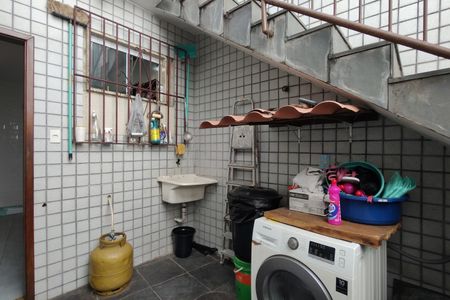 Casa de condomínio à venda com 160m², 3 quartos e 1 vaga Casa de condomínio à venda com 160m², 3 quartos e 1 vagaÁrea de Serviço