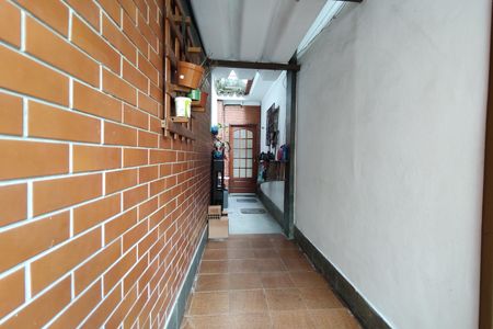 Casa de condomínio à venda com 160m², 3 quartos e 1 vaga Casa de condomínio à venda com 160m², 3 quartos e 1 vagaQuintal