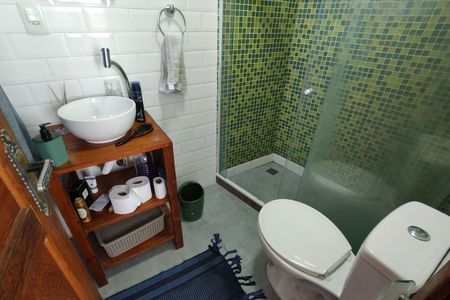Casa de condomínio à venda com 160m², 3 quartos e 1 vaga Casa de condomínio à venda com 160m², 3 quartos e 1 vagaBanheiro 2