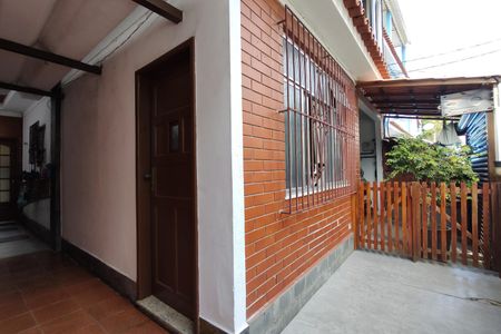 Casa de condomínio à venda com 160m², 3 quartos e 1 vaga Casa de condomínio à venda com 160m², 3 quartos e 1 vagaQuintal