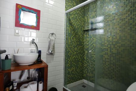 Casa de condomínio à venda com 160m², 3 quartos e 1 vaga Casa de condomínio à venda com 160m², 3 quartos e 1 vagaBanheiro 2