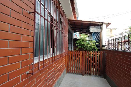 Casa de condomínio à venda com 160m², 3 quartos e 1 vaga Casa de condomínio à venda com 160m², 3 quartos e 1 vagaQuintal