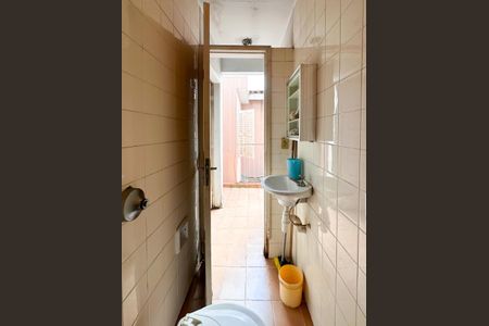 Casa para alugar com 250m², 5 quartos e 2 vagasBanheiro Social 2