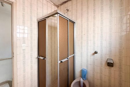 Casa para alugar com 250m², 5 quartos e 2 vagasBanheiro Social 1