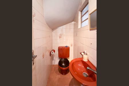 Casa para alugar com 250m², 5 quartos e 2 vagasLavabo