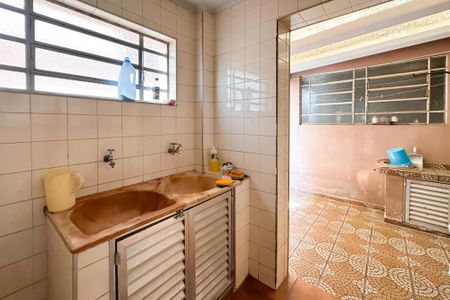 Casa para alugar com 250m², 5 quartos e 2 vagasÁrea de Serviço