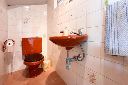 Casa para alugar com 250m², 5 quartos e 2 vagasLavabo