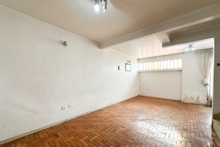 Casa para alugar com 250m², 5 quartos e 2 vagasSala