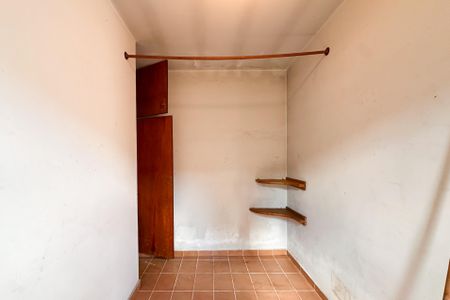 Casa para alugar com 250m², 5 quartos e 2 vagasQuarto 4