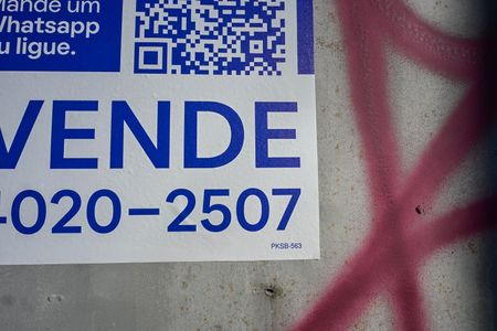 Casa à venda com 250m², 6 quartos e 4 vagasFachada