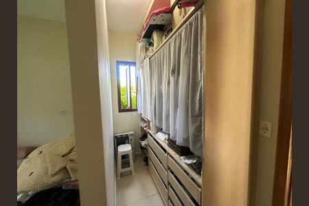Casa de condomínio para alugar com 150m², 1 quarto e 2 vagasCloset da suíte