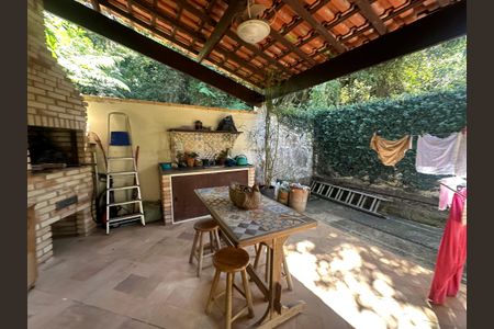 Casa de condomínio para alugar com 150m², 1 quarto e 2 vagasChurrasqueira