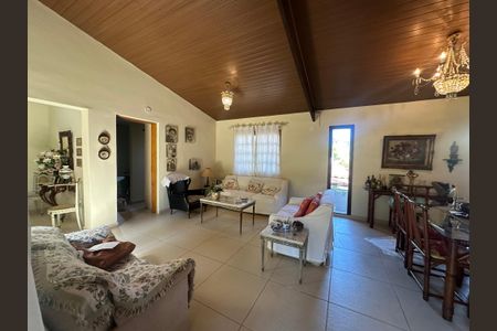 Casa de condomínio para alugar com 150m², 1 quarto e 2 vagasSala