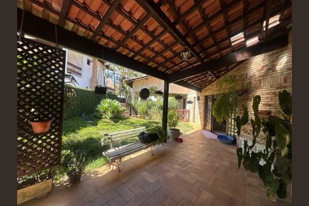 Casa de condomínio para alugar com 150m², 1 quarto e 2 vagasQuintal