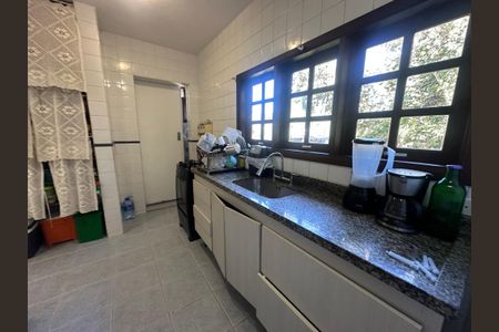 Casa de condomínio para alugar com 150m², 1 quarto e 2 vagasCozinha