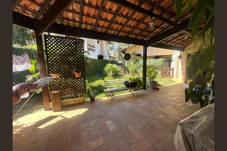 Casa de condomínio para alugar com 150m², 1 quarto e 2 vagasChurrasqueira