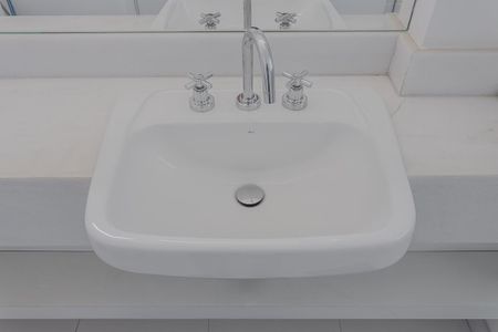 Apartamento para alugar com 70m², 1 quarto e 2 vagasBanheiro da Suíte