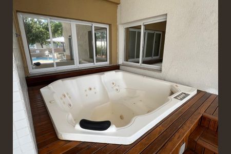 Apartamento à venda com 35m², 1 quarto e 1 vagaÁrea comum - Hidro