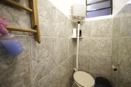 Casa à venda com 80m², 2 quartos e sem vagaBanheiro da Suíte 2