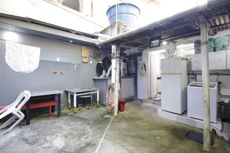 Casa à venda com 80m², 2 quartos e sem vagaÁrea de Serviço