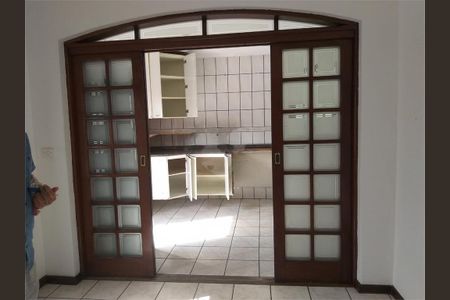 Casa à venda com 2 quartos, 444m² em Jardim Novo Jau, São Paulo