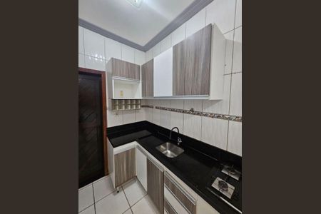 Cozinha de casa para alugar com 3 quartos, 120m² em Itapuã, Salvador