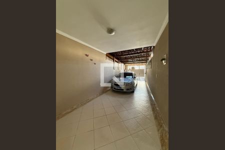 Casa à venda com 112m², 3 quartos e 2 vagasGaragem