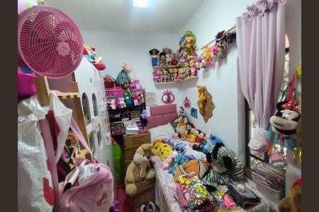 Casa à venda com 120m², 3 quartos e 3 vagas Casa à venda com 120m², 3 quartos e 3 vagasQuarto