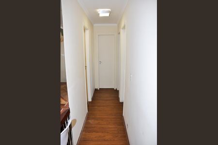 Apartamento à venda com 60m², 3 quartos e 1 vagaDetalhe - Corredor Quartos