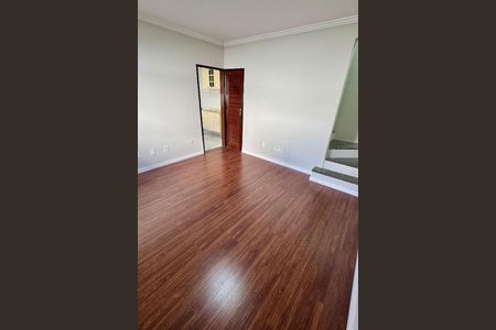 Casa à venda com 3 quartos, 90m² em Vila Valqueire, Rio de Janeiro