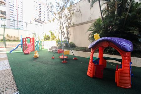 Apartamento à venda com 90m², 3 quartos e 1 vaga Apartamento à venda com 90m², 3 quartos e 1 vagaÁrea Comum