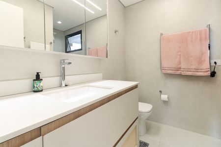 Apartamento à venda com 90m², 3 quartos e 1 vaga Apartamento à venda com 90m², 3 quartos e 1 vagaBanheiro
