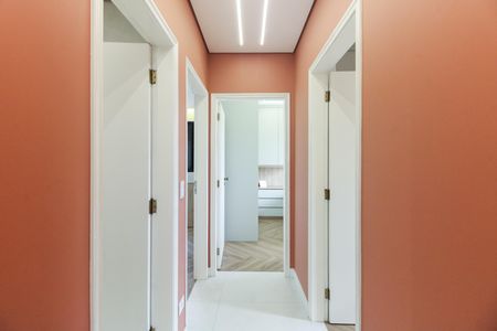 Apartamento à venda com 90m², 3 quartos e 1 vaga Apartamento à venda com 90m², 3 quartos e 1 vagaCorredor de Acesso aos Quartos