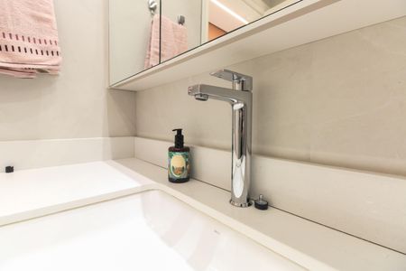 Apartamento à venda com 90m², 3 quartos e 1 vaga Apartamento à venda com 90m², 3 quartos e 1 vagaBanheiro