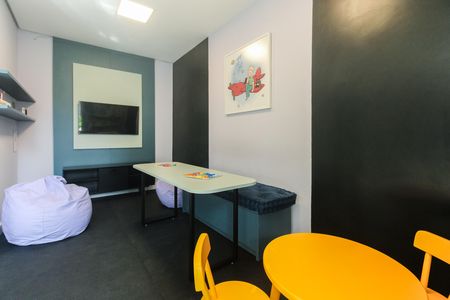 Apartamento à venda com 90m², 3 quartos e 1 vaga Apartamento à venda com 90m², 3 quartos e 1 vagaÁrea Comum