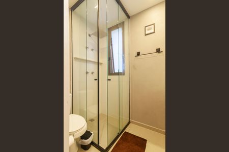 Banheiro de kitnet/studio para alugar com 1 quarto, 22m² em Santo Amaro, São Paulo