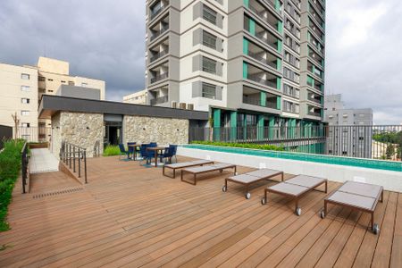 Studio à venda com 22m², 1 quarto e sem vaga Studio à venda com 22m², 1 quarto e sem vagaPiscina