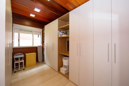 Casa à venda com 300m², 4 quartos e 2 vagasCLOSET QUARTO2