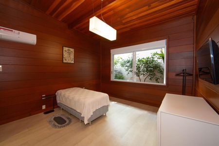 Casa à venda com 300m², 4 quartos e 2 vagasQUARTO1