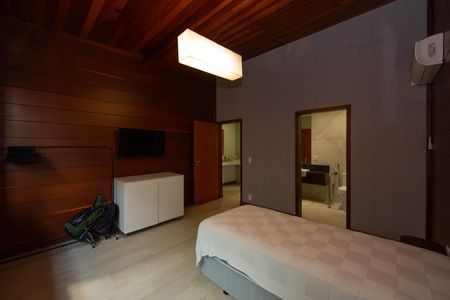 Casa à venda com 300m², 4 quartos e 2 vagasQUARTO1