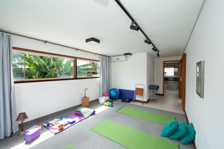 Casa à venda com 300m², 4 quartos e 2 vagasQUARTO3