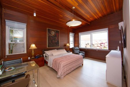 Casa à venda com 300m², 4 quartos e 2 vagasQUARTO2