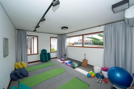 Casa à venda com 300m², 4 quartos e 2 vagasQUARTO3