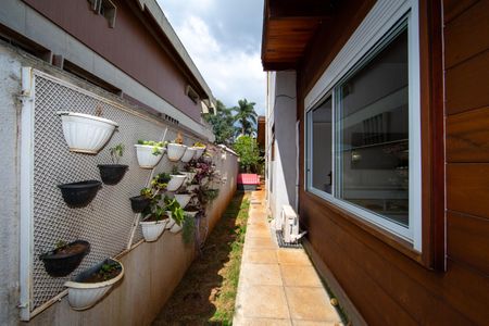Casa à venda com 300m², 4 quartos e 2 vagasAREA EXTERNA