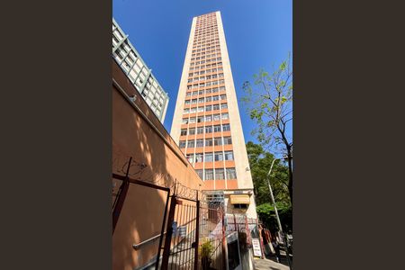 Apartamento à venda com 37m², 1 quarto e sem vagaFachada