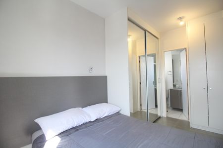 suíte  de apartamento para alugar com 1 quarto, 72m² em Fazenda Morumbi, São Paulo